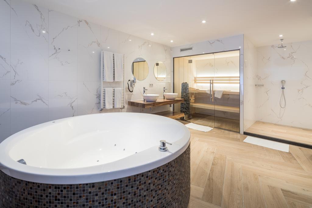 Van Der Valk Hotel Wieringermeer Вирингерверф Экстерьер фото