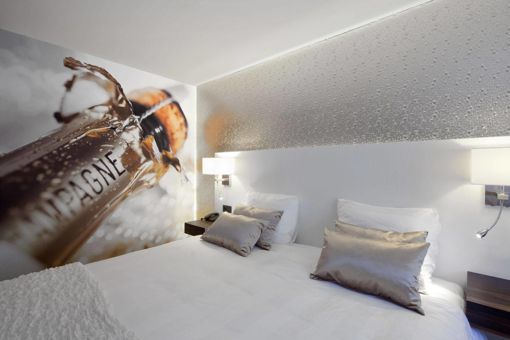 Van Der Valk Hotel Wieringermeer Вирингерверф Экстерьер фото