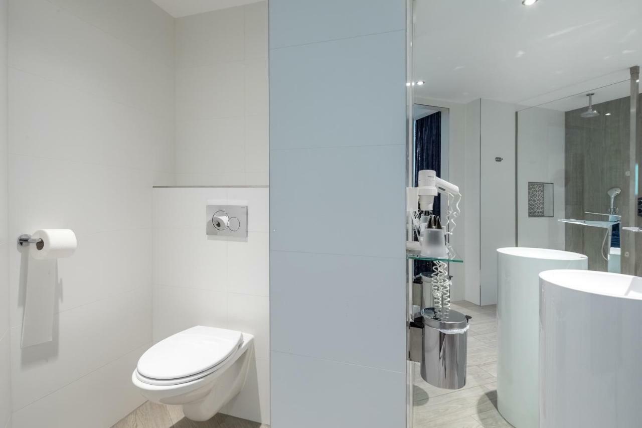 Van Der Valk Hotel Wieringermeer Вирингерверф Экстерьер фото